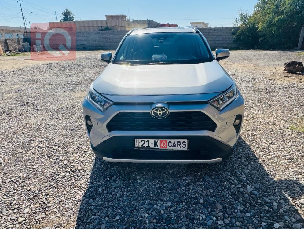 تويوتا راف 4